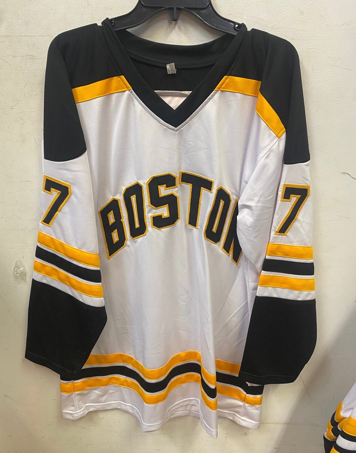 Ray Bourque Boston Bruins autographed jersey JSA Witnessed product image 2