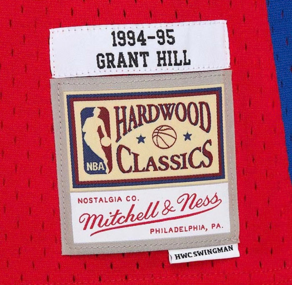 Grant Hill 1994-95 Detroit Pistons Official NBA Mitchell & product image 4