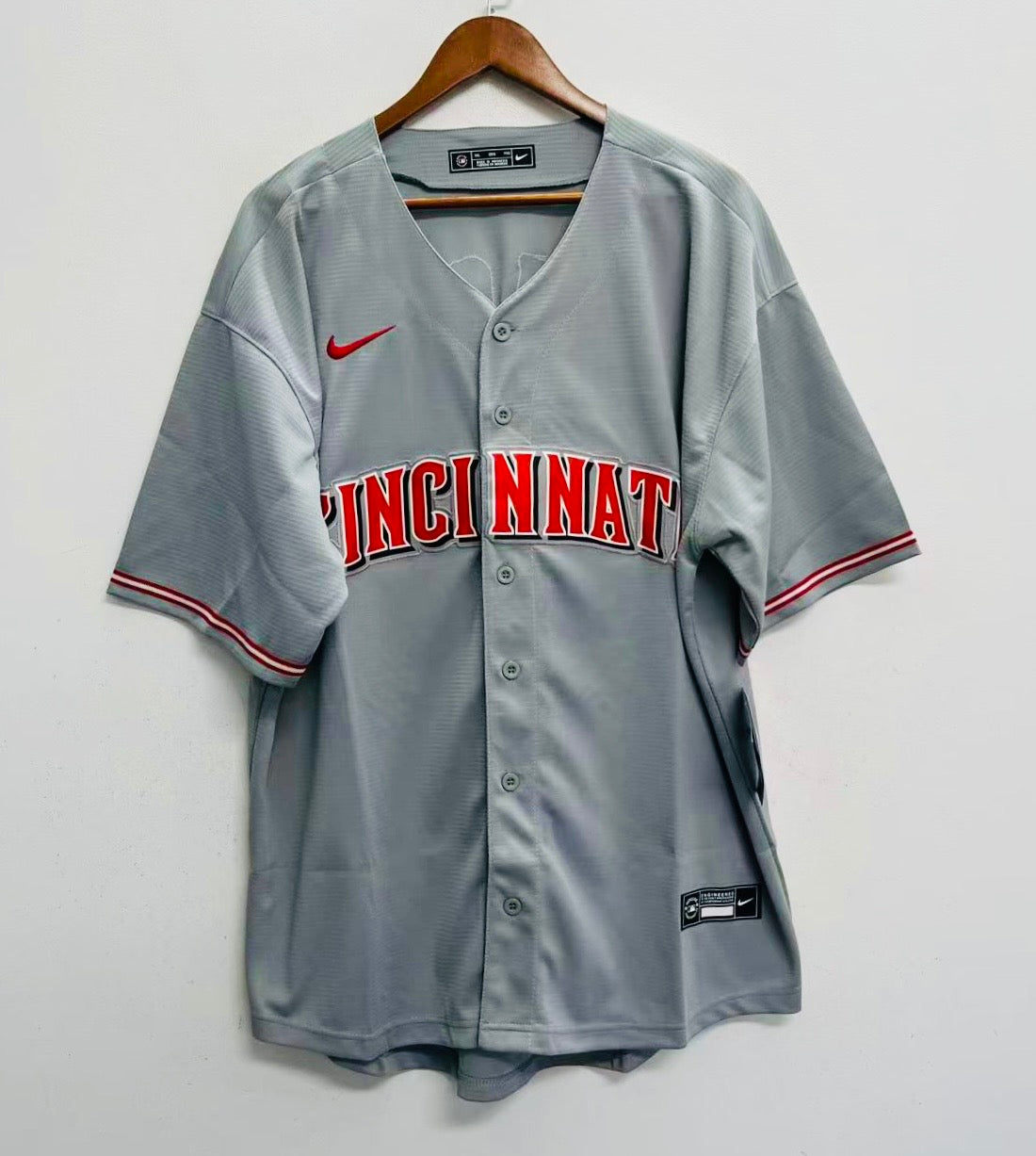 Elly De La Cruz YOUTH KIDS Cincinnati Reds Official MLB product image 2