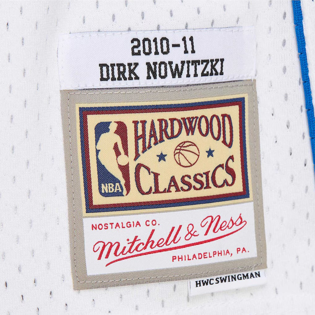 Dirk Nowitzki 2010-11 YOUTH KIDS Dallas Mavericks Official product image 4