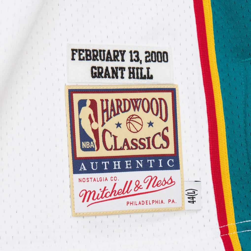 Grant Hill Detroit Pistons Official NBA Mitchell & Ness product image 3