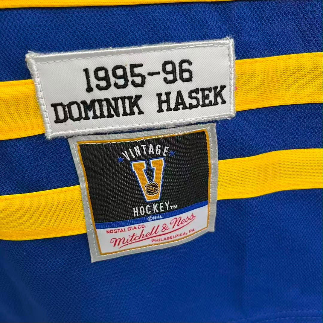 Dominik Hasek 1995-96 Buffalo Sabres Official NHL Jersey product image 3