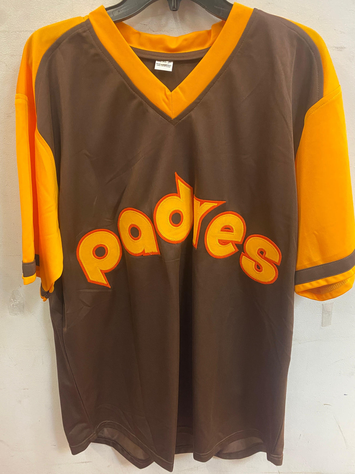 Dave Winfield autographed San Diego Padres #31 jersey JSA product image 2