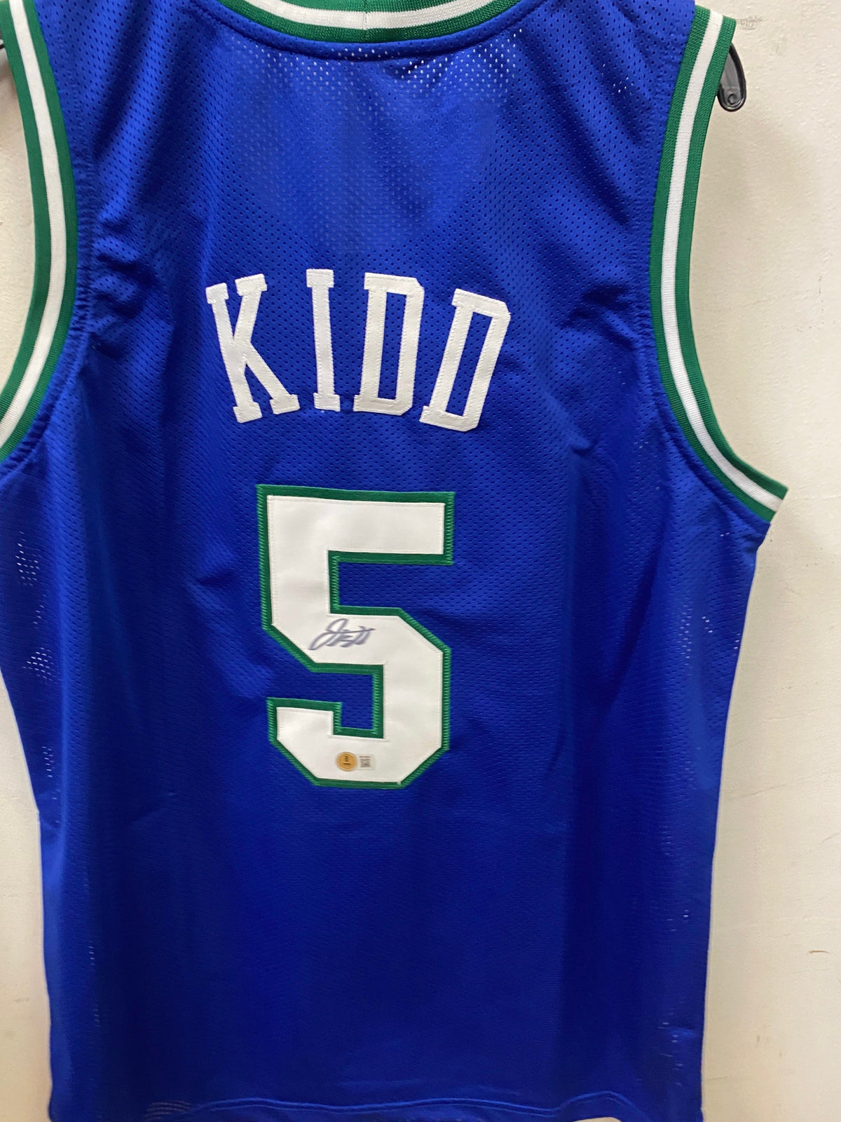 Jason Kidd autographed jersey Beckett Witnessed COA product image 1