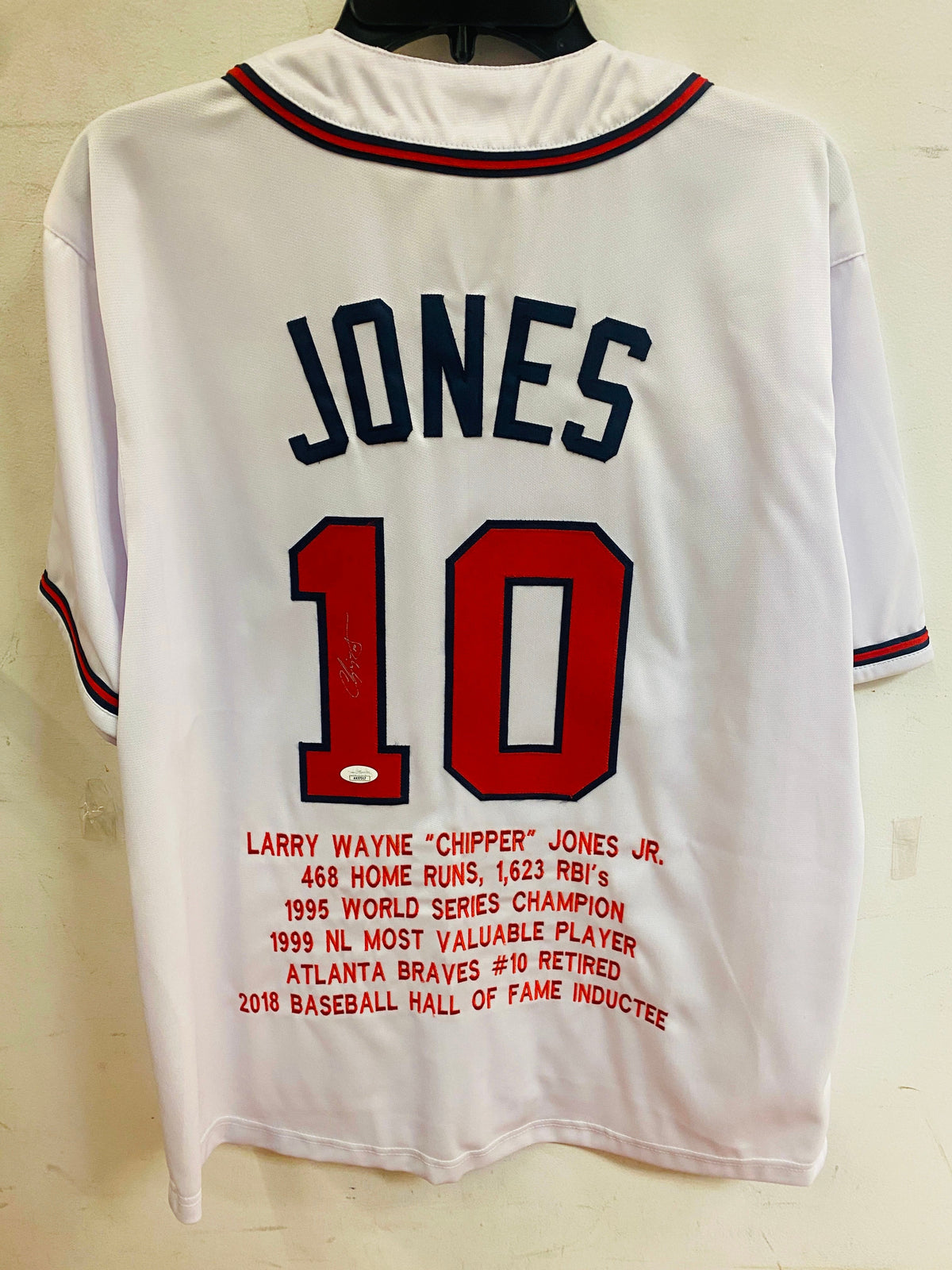 Chipper Jones Atlanta Braves autographed jersey JSA COA product image 1