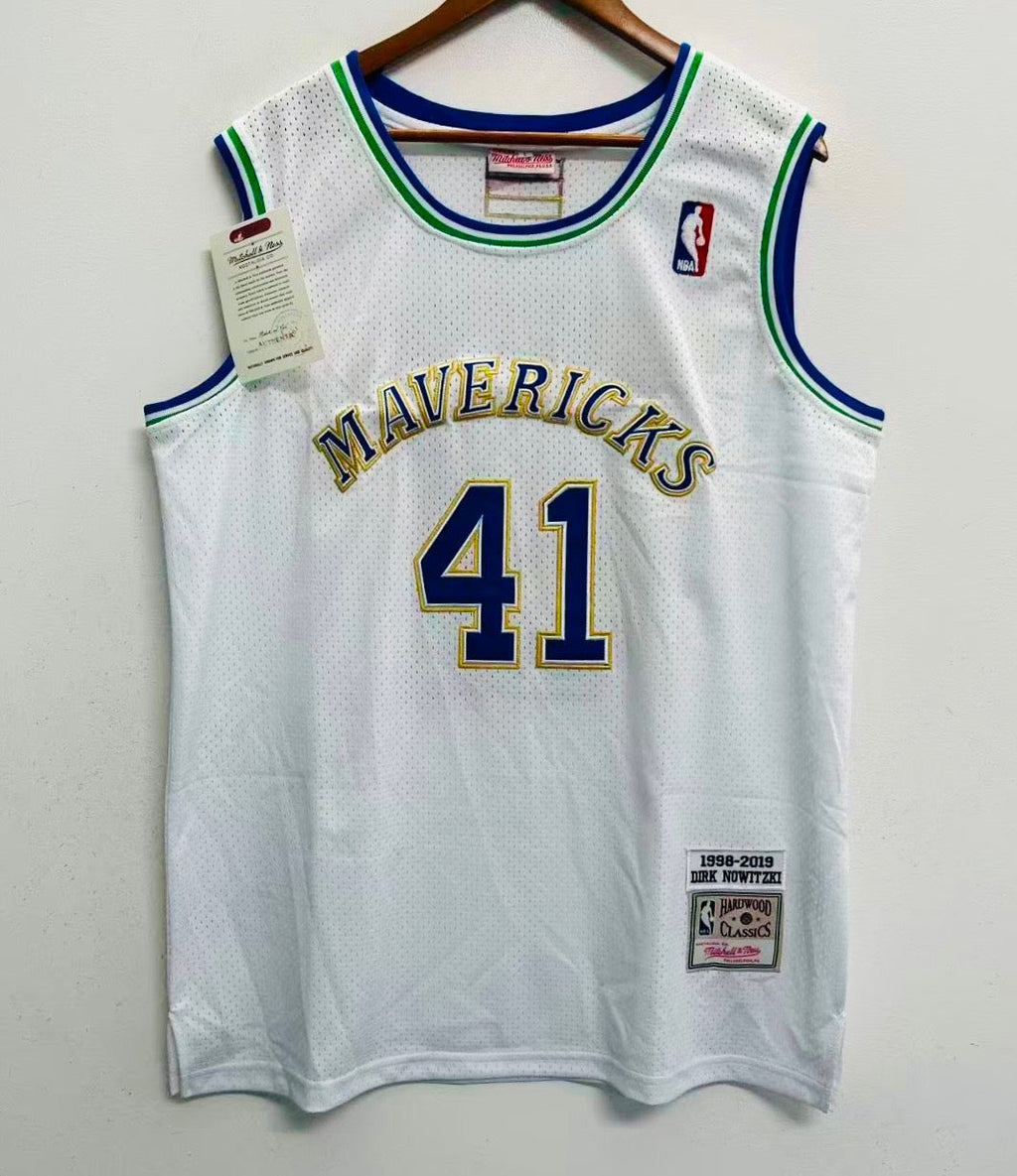 Dirk Nowitzki Dallas Mavericks Official NBA Mitchell & Ness product image 2