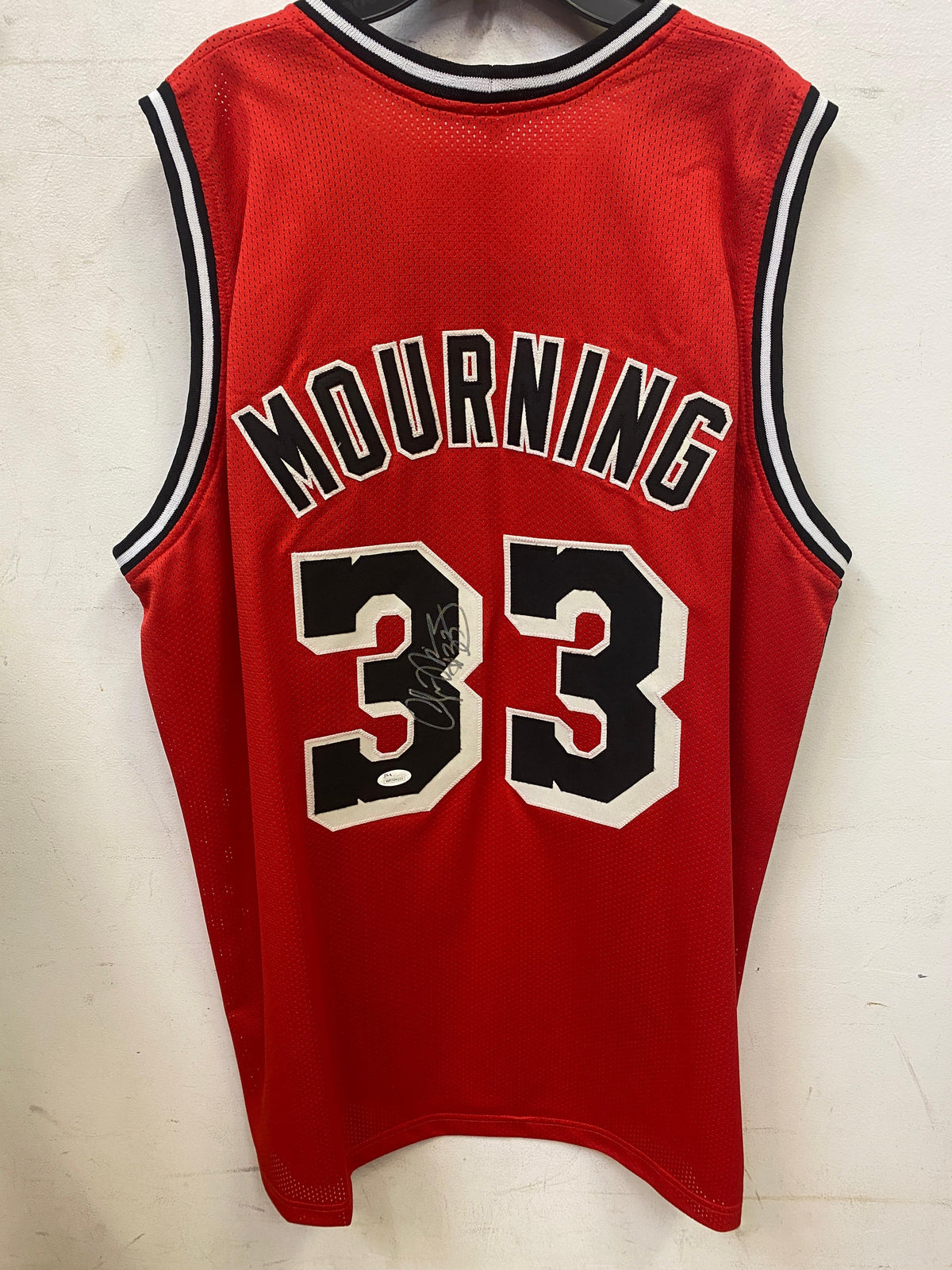 Alonzo Mourning Miami Heat autographed jersey JSA Witnessed product image 1