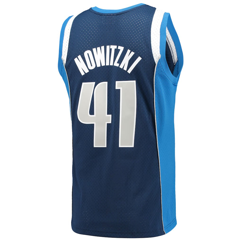 Dirk Nowitzki YOUTH KIDS Dallas Mavericks Official NBA product image 3