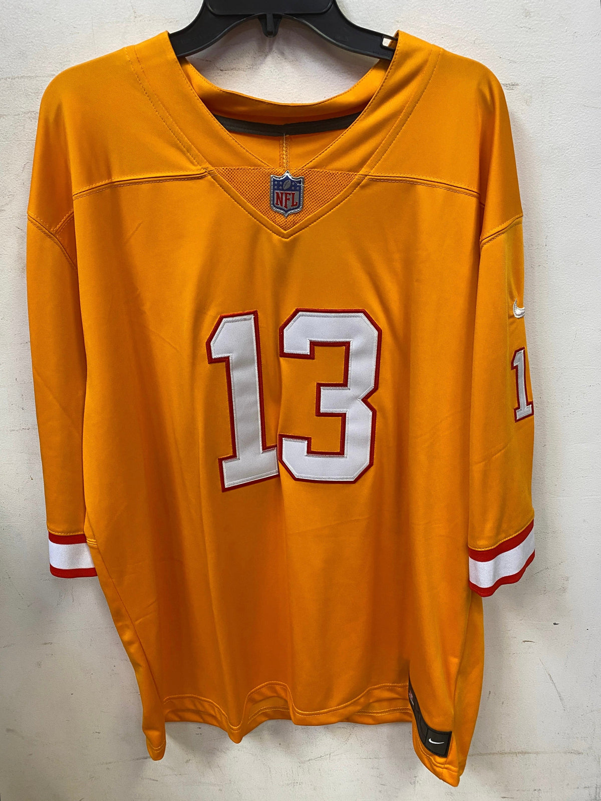 Mike Evans autographed Tampa Bay Buccaneers jersey COA & product image 4